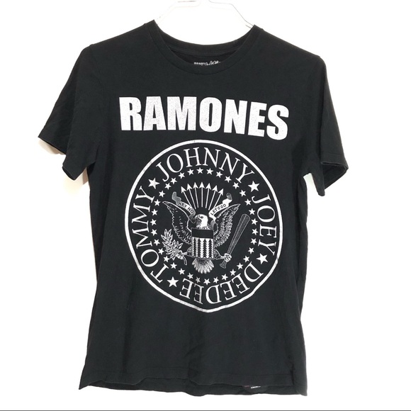 Old Navy Collectabilitees Ramones 